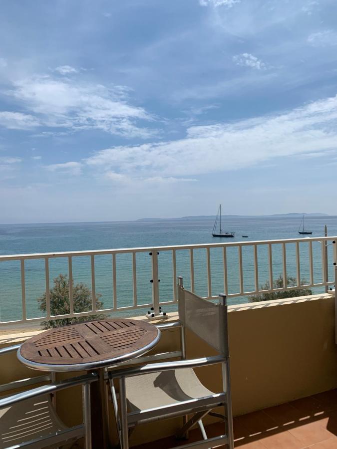 Hotel Beau Rivage Le Lavandou Exterior photo